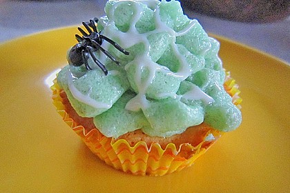 Vanilla Cupcakes 17