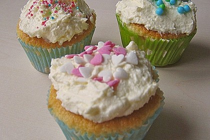 Vanilla Cupcakes 27