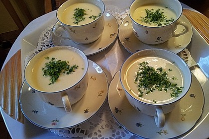 Spargelcremesuppe