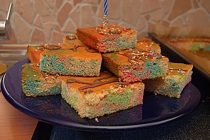 Papageienkuchen mit saurer Sahne 4