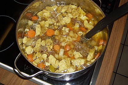 Omas Rindfleischsuppe 6