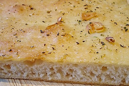 Bettis Knoblauchkräuterbrot 7