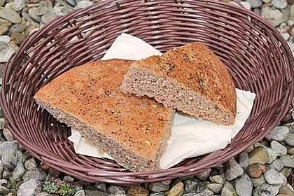 Bettis Knoblauchkräuterbrot 13