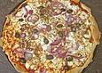 Bettis scharfe Schafsk&auml;sepizza