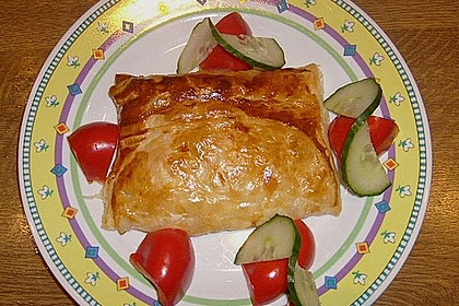 Bl&auml;tterteig mit Lachs - Gem&uuml;se - F&uuml;llung
