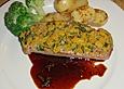 Lammfilet mit Kr&auml;uter - Senfkruste an Portwein - Honig - Jus
