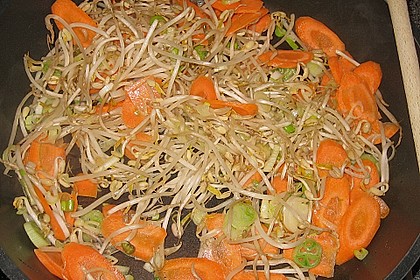 Lachsfilet auf Bratnudeln 1