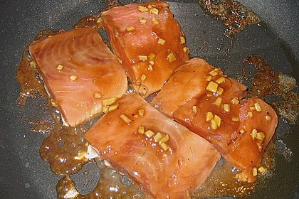 Lachsfilet auf Bratnudeln 2