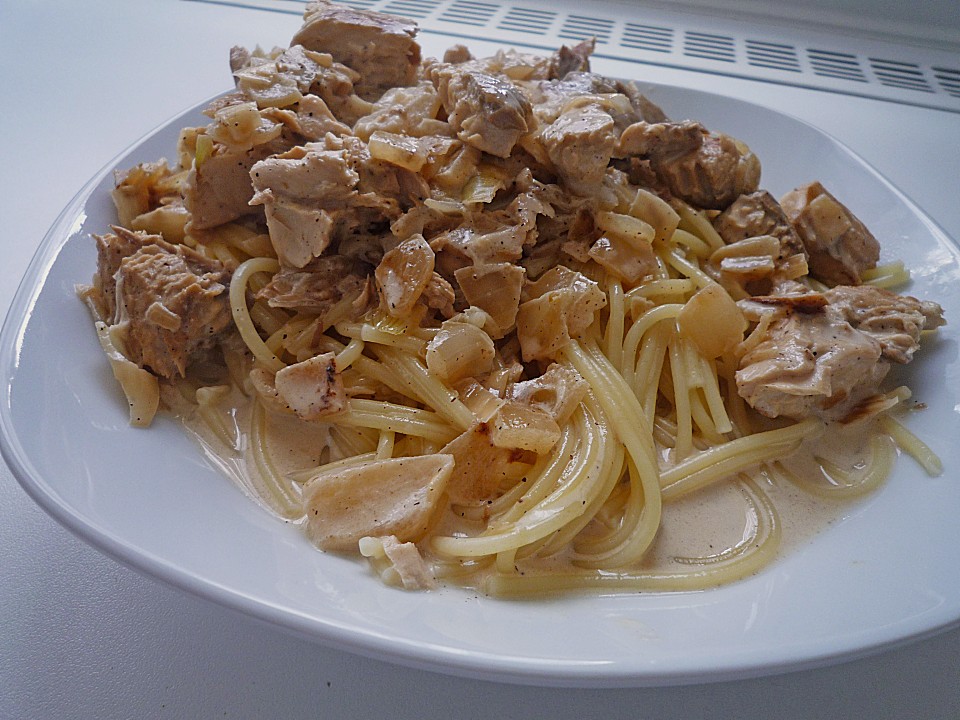 Berliner Koch: Rezept Lachs in Tomaten Sahne Weißweinsoße