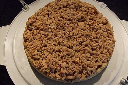 Veganer Apfelkuchen mit Zimtstreuseln 45