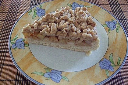 Veganer Apfelkuchen mit Zimtstreuseln 49