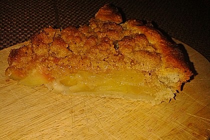 Veganer Apfelkuchen mit Zimtstreuseln 39