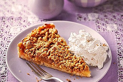 Veganer Apfelkuchen mit Zimtstreuseln 1