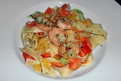 Gem&uuml;sespaghetti mit Shrimps 2