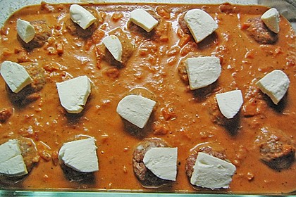 Hackb&auml;llchen mit Tomatensauce und Mozzarella 10