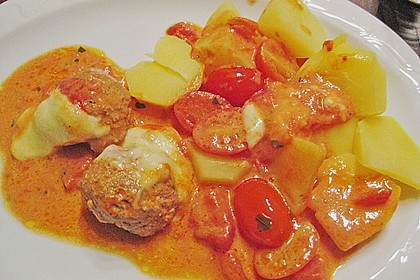 Hackb&auml;llchen mit Tomatensauce und Mozzarella 26