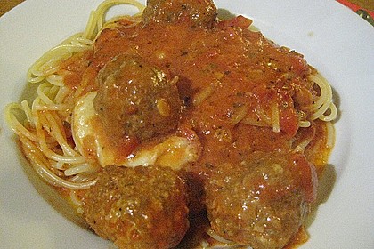 Hackb&auml;llchen mit Tomatensauce und Mozzarella 30