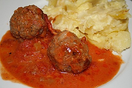 Hackb&auml;llchen mit Tomatensauce und Mozzarella 34