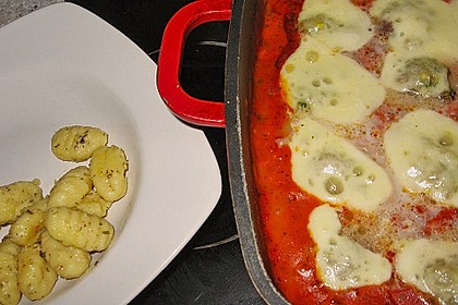 Hackb&auml;llchen mit Tomatensauce und Mozzarella 39