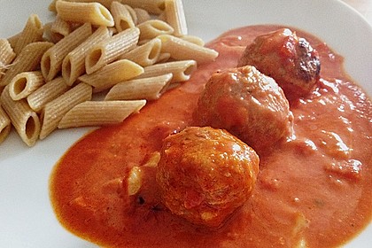Hackb&auml;llchen mit Tomatensauce und Mozzarella 43