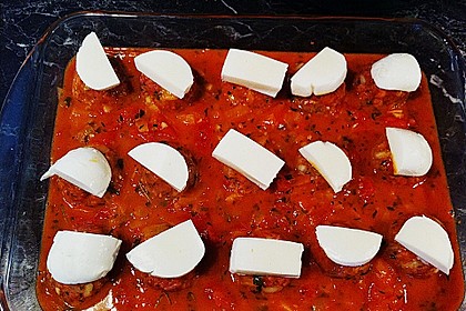 Hackb&auml;llchen mit Tomatensauce und Mozzarella 44