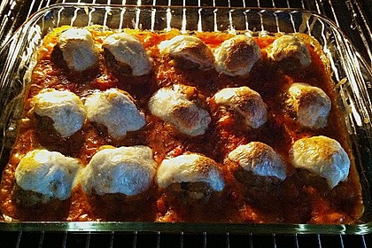 Hackb&auml;llchen mit Tomatensauce und Mozzarella 45