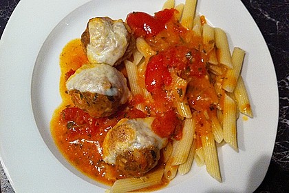 Hackb&auml;llchen mit Tomatensauce und Mozzarella 46