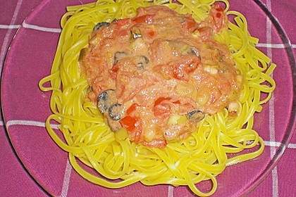 Tr&uuml;ffel - Tomaten - Ragout mit Bandnudeln