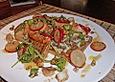 Oliventoast mit Rucola und gebratenem Lachs