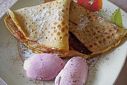 Palatschinken mit Beeren 1
