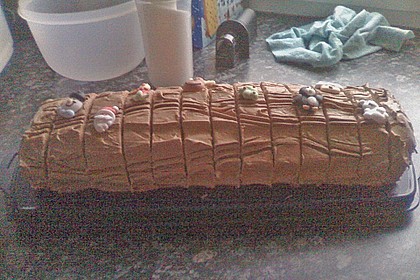 Weihnachtliche Biskuitroulade
