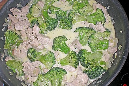 Puten - Brokkoli Pfanne