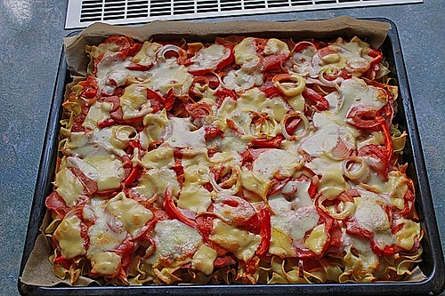 Nudelpizza (Rezept mit Bild) von steffalotta | Chefkoch.de