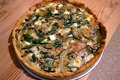 Schafskäse - Zucchini - Quiche 85