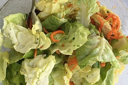 Unsere liebste Salatsoße 8