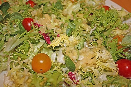 Unsere liebste Salatsoße 12