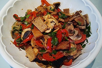 Lauwarmer Brotsalat 2