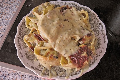 Conchiglioni mit Spinat