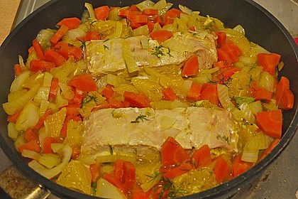 Sanft gegarter Lachs auf Möhren - Orangen - Fenchel - Gemüse 14