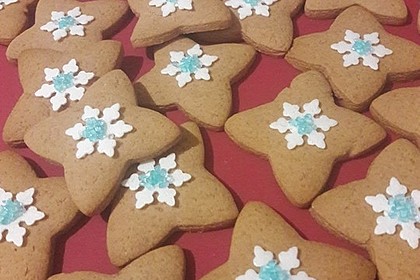 Knusprige Weihnachtskekse / Nikolauskekse zum Ausstechen 10