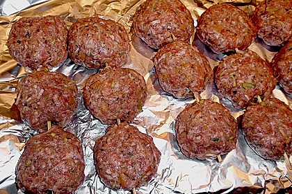 Griechische Hackb&auml;llchenspie&szlig;e mit Fetakern und Tomatenreis 3