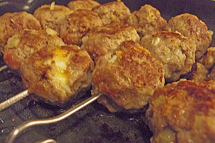Griechische Hackb&auml;llchenspie&szlig;e mit Fetakern und Tomatenreis 20
