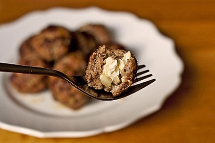 Griechische Hackb&auml;llchenspie&szlig;e mit Fetakern und Tomatenreis 24