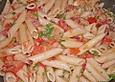 Feurige Penne mit Speck