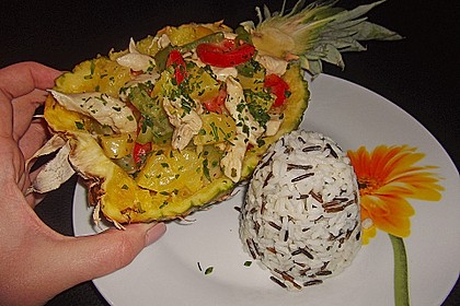 Gef&uuml;llte Ananas 1