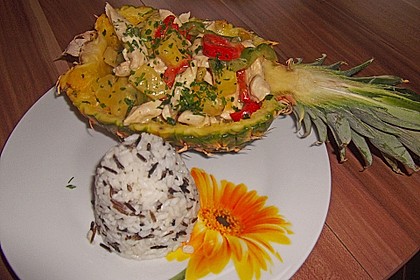 Gef&uuml;llte Ananas 2