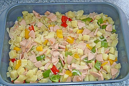 SABO - knoblauchiger Kartoffelwurstauflauf