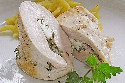 H&auml;hnchenbrust mit Schafsk&auml;se gef&uuml;llt