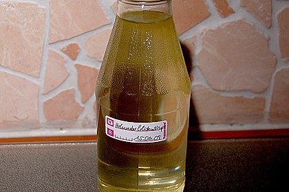 Holunderblütensirup 25
