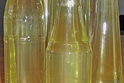 Holunderblütensirup 7